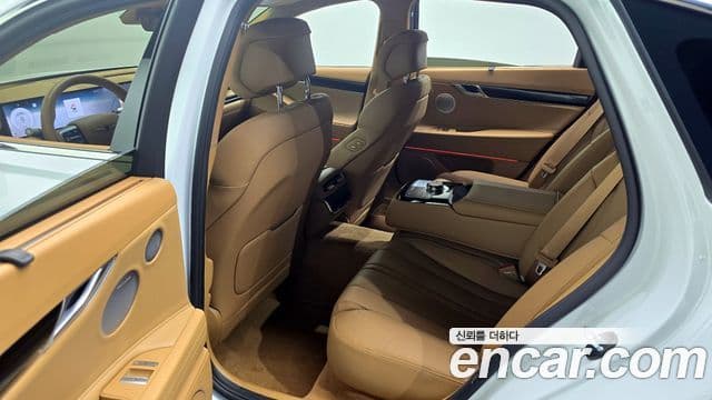 Genesis G80 (RG3) бензин 2.5 турбо 2WD, 2025 11