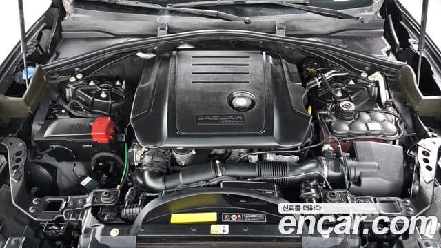 Jaguar F-PACE 20d Portfolio, 2019 6