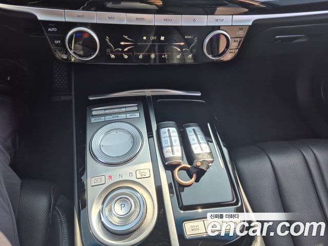 Genesis G80 (RG3) бензин 2.5 турбо 2WD, 2021 13