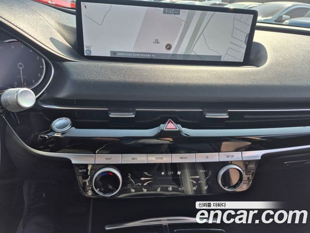 Genesis G80 (RG3) бензин 2.5 турбо 2WD, 2021 15