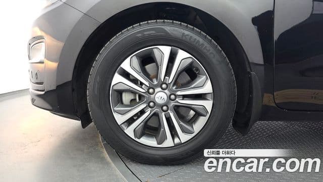 Kia The / новый New Carnival Prestige, 2019 все фото