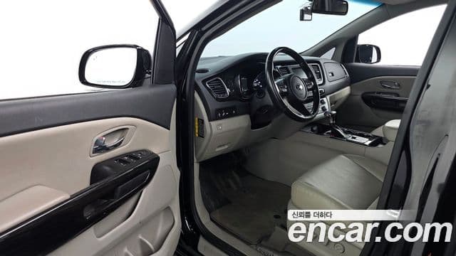 Kia The / новый New Carnival Prestige, 2019 11