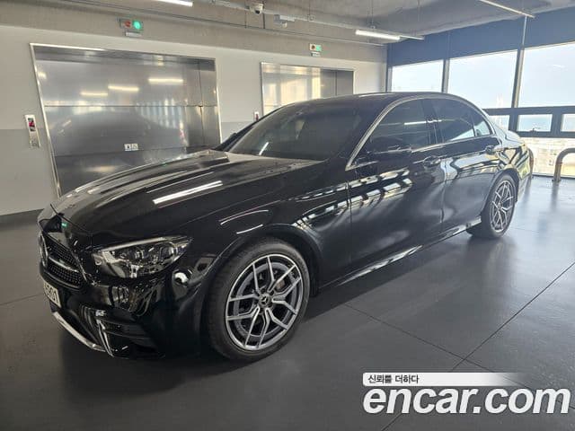Mercedes-Benz E-класс W213 AMG Line, 2023 1