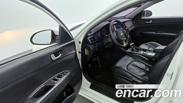 Kia K5 2세대 Luxury, 2017 10