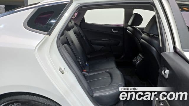 Kia K5 2세대 Luxury, 2017 12