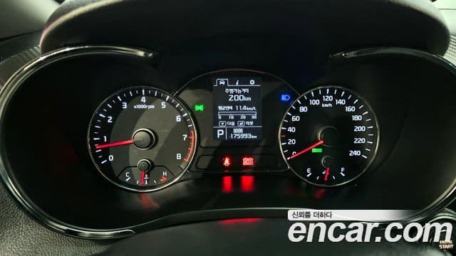 Kia K3 Trendy, 2015 8