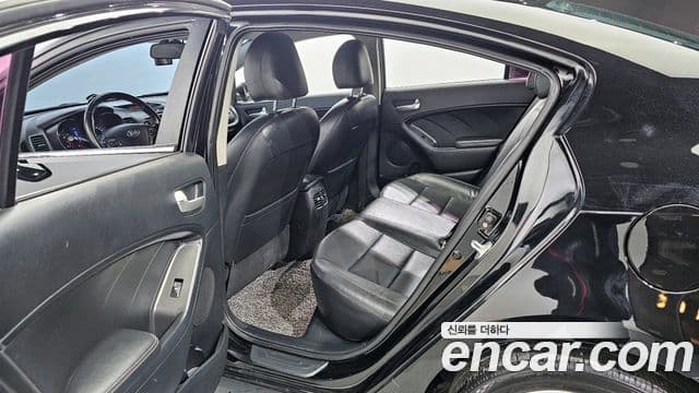 Kia K3 Trendy, 2015 11