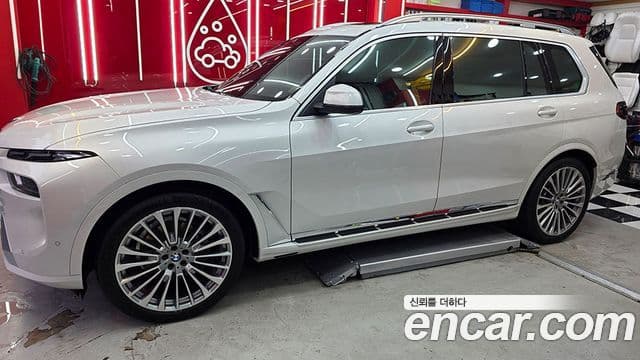 BMW X7 (G07) xDrive 40i Design Pure Excellence 7인승, 2024 3