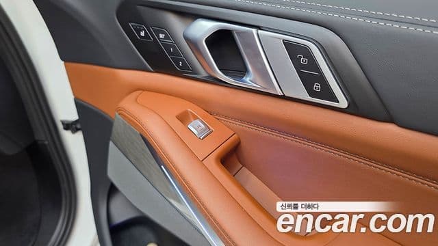 BMW X7 (G07) xDrive 40i Design Pure Excellence 7인승, 2024 15