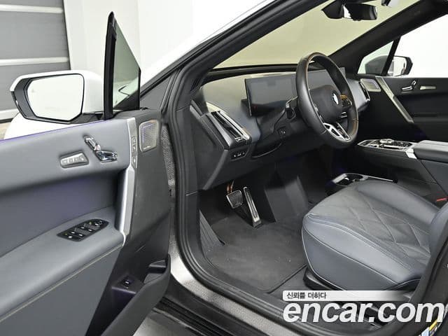 BMW iX xDrive60 M Sport Pro, 2026 11