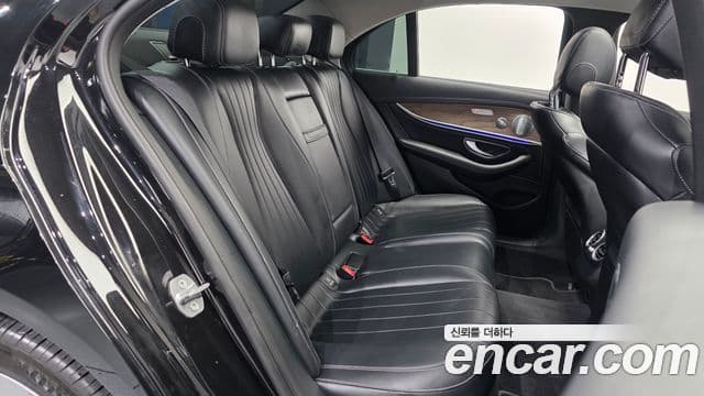 Mercedes-Benz E-класс W213 Exclusive, 2018 12