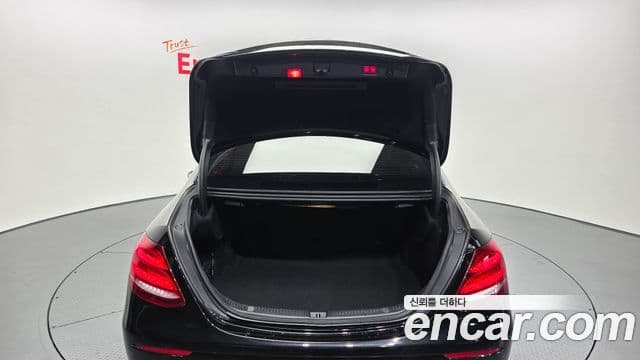 Mercedes-Benz E-класс W213 Exclusive, 2018 20
