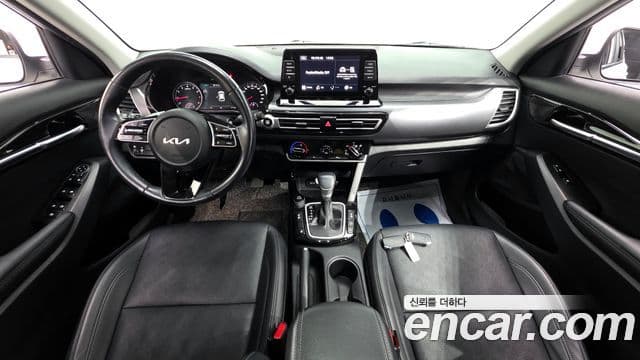 Kia Seltos Signature, 2023 7