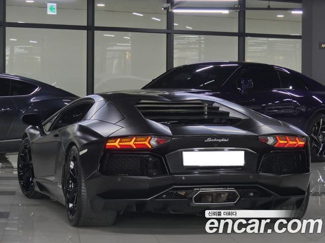 Lamborghini 아벤타도르 LP700-4, 2012 3
