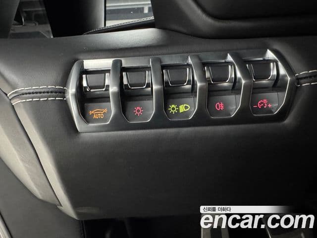 Lamborghini 아벤타도르 LP700-4, 2012 11