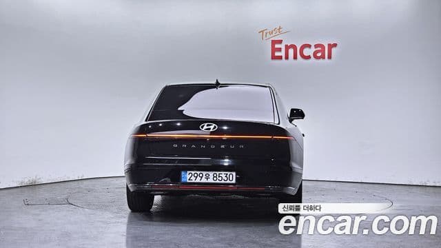 Hyundai Grandeur гибрид (GN7) Calligraphy, 2023 4