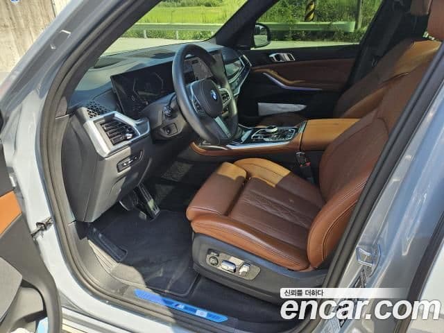 BMW X7 (G07) xDrive 40i M Sport 6인승, 2025 6