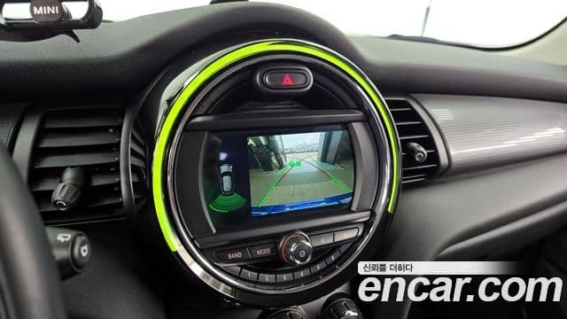 Mini Cooper 3세대, 2019 15