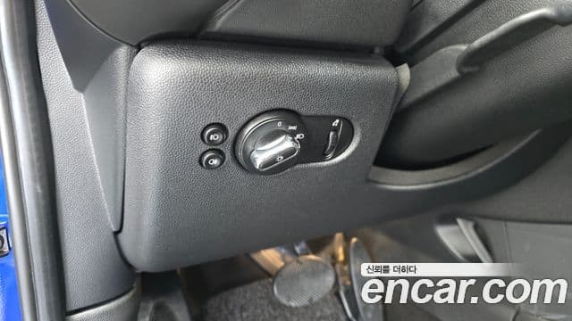 Mini Cooper 3세대, 2019 18