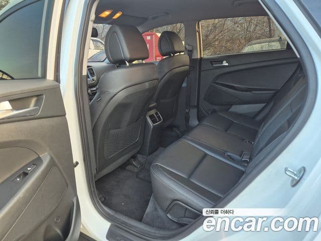 Hyundai All New Tucson Modern, 2017 9