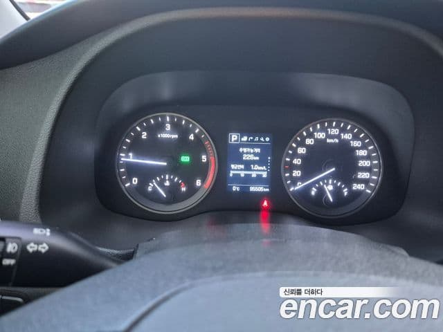 Hyundai All New Tucson Modern, 2017 13