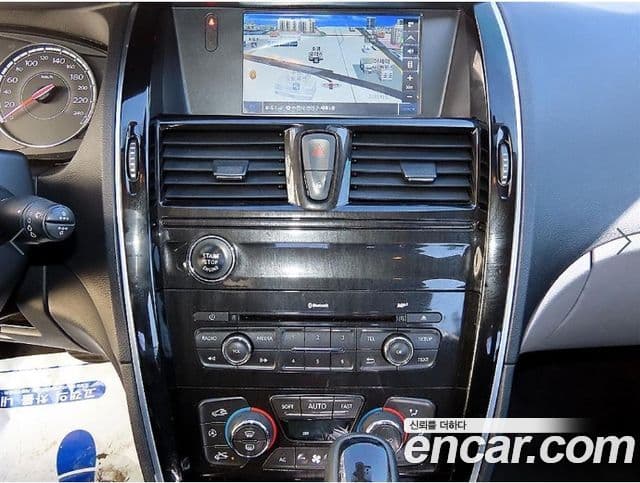 Renault Korea(Samsung) SM7 Nova LPLI 2.0 LPe для людей с инвалидностью, 2017 12