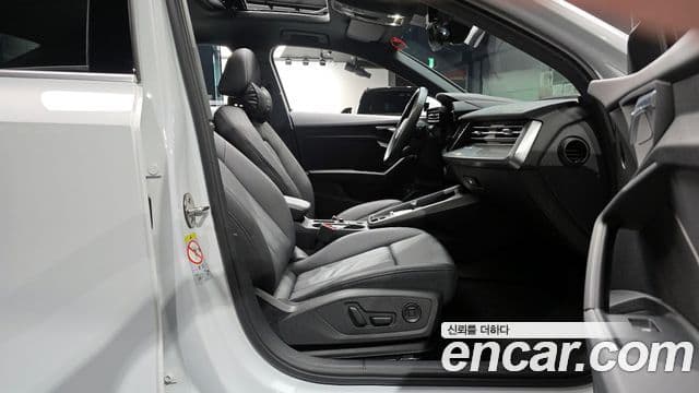 Audi A3 (8Y), 2022 11