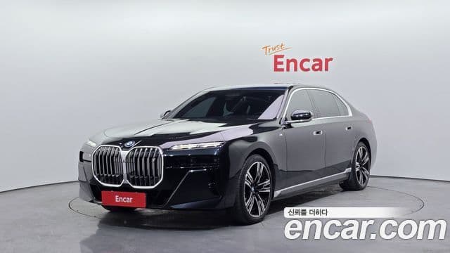 BMW i7 (G70) xDrive 60 M Sport, 2023 1