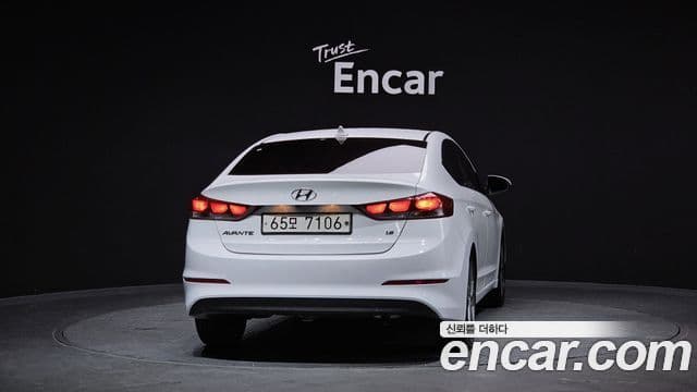 Hyundai Avante AD 1.6 GDI Value Plus, 2018 4