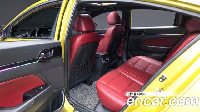 Hyundai Avante AD Extreme Selection, 2017 12