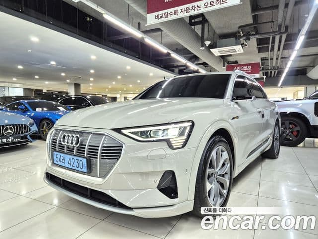 Audi e-Tron, 2022 2