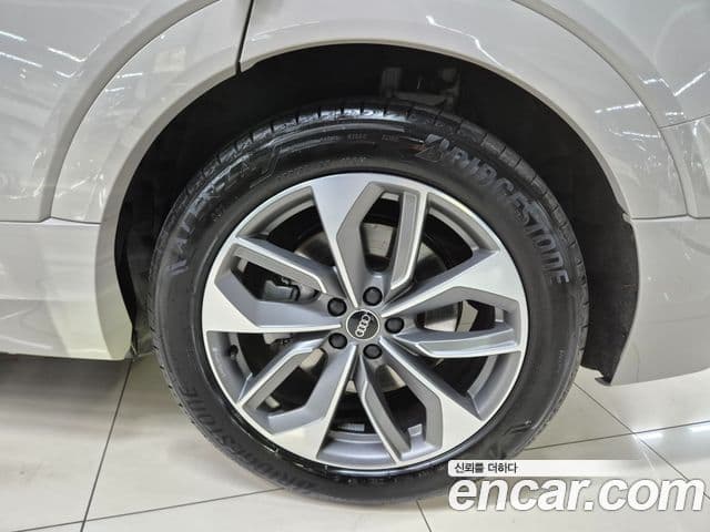 Audi e-Tron, 2022 20