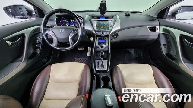 Hyundai Avante MD Premium, 2013 7