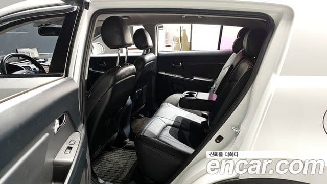 Kia Sportage R топовая версия, 2013 11