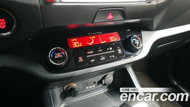 Kia Sportage R топовая версия, 2013 18