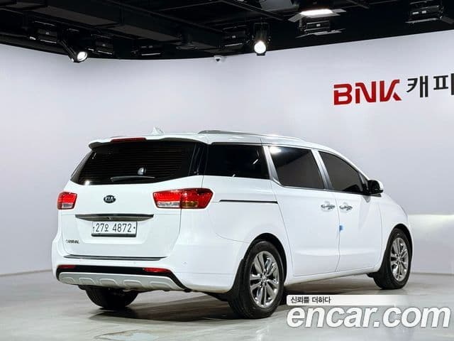Kia All New Carnival Prestige, 2016 2