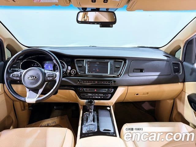 Kia All New Carnival Prestige, 2016 4