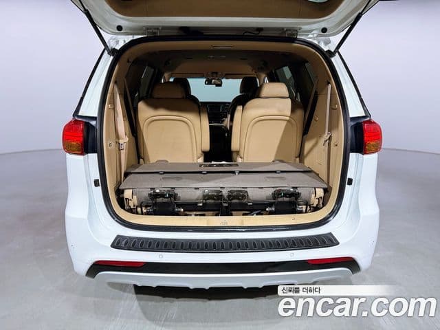Kia All New Carnival Prestige, 2016 19
