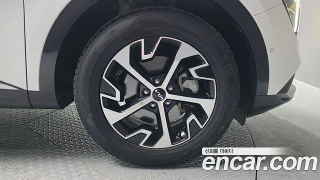 Kia Sportage 5세대 гибрид Noblesse 2WD, 2022 все фото