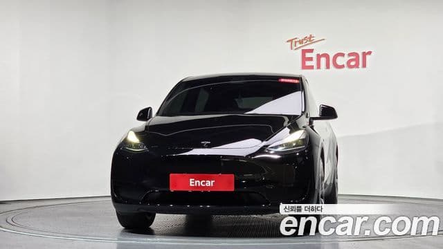 Tesla модель Y, 2024 3