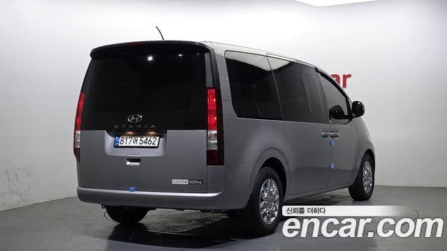 Hyundai Staria Modern, 2023 2