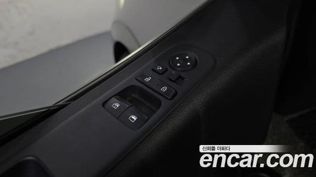 Hyundai Staria Modern, 2023 13