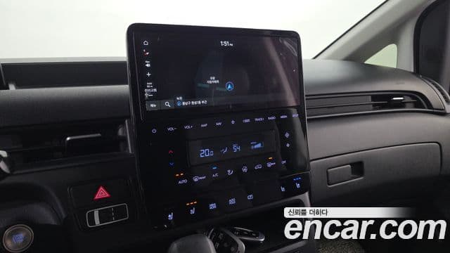 Hyundai Staria Modern, 2023 17