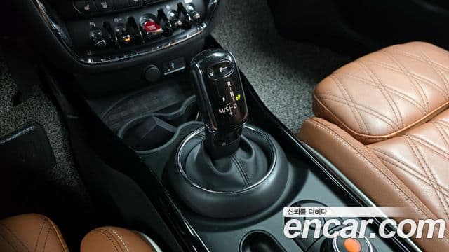 Mini Cooper SD 클럽맨 2세대, 2022 9