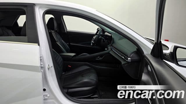 Hyundai Avante (CN7) Inspiration, 2021 10