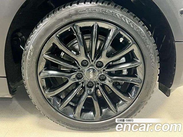 Mini Cooper 클럽맨 2세대, 2024 все фото