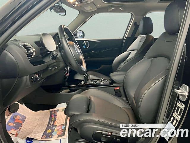 Mini Cooper 클럽맨 2세대, 2024 10