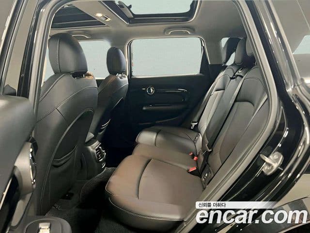 Mini Cooper 클럽맨 2세대, 2024 11