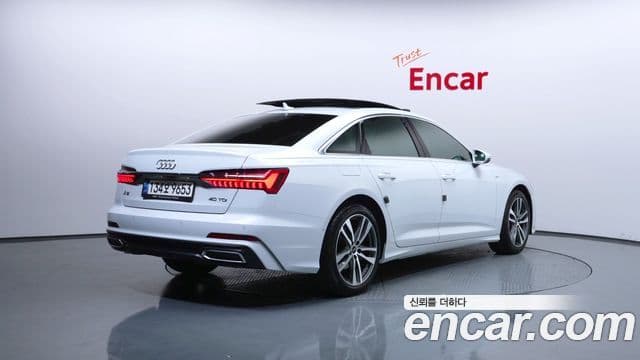 Audi A6 (C8) Premium, 2022 2