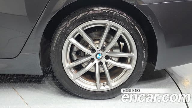 BMW 5시리즈 (G30) 520d M Sport Plus, 2019 все фото